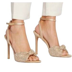 Jessica Simpson Sandals Size 5 Open Toe High Heel in Gold Ankle Strap